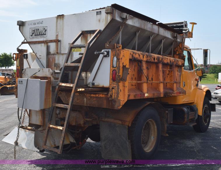image for item K6204 1996 International 4900 dump truck