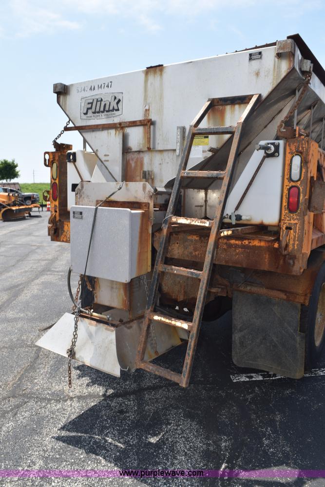 image for item K6204 1996 International 4900 dump truck