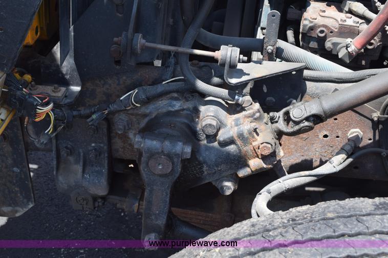 image for item K6209 2000 International 4900 dump truck