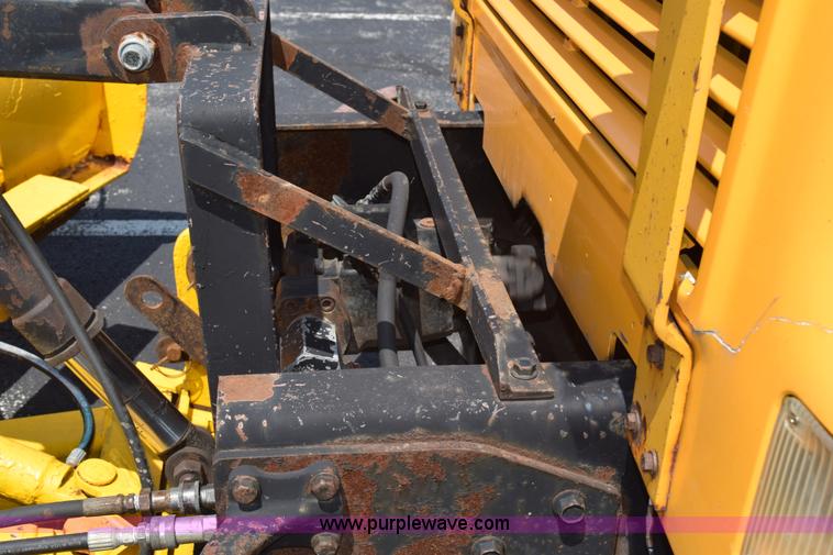 image for item K6209 2000 International 4900 dump truck