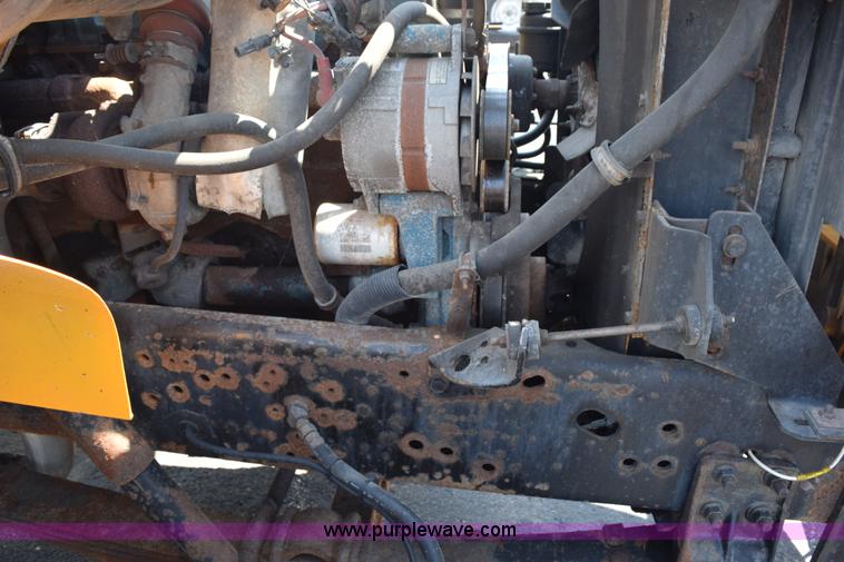 image for item K6212 2000 International 4900 dump truck