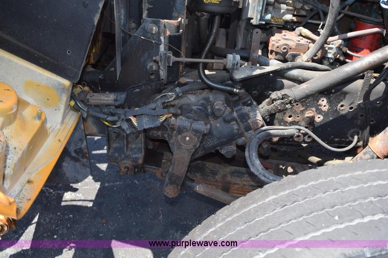 image for item K6212 2000 International 4900 dump truck