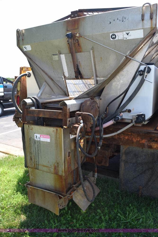 image for item K6212 2000 International 4900 dump truck