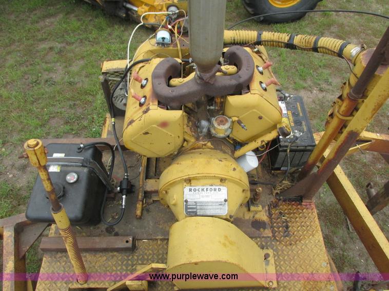 image for item K6500 Henke UB-8 broom