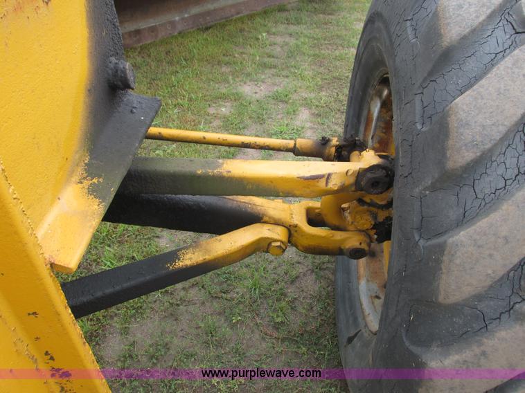 image for item K6501 1959 Caterpillar 12 rigid frame motor grader