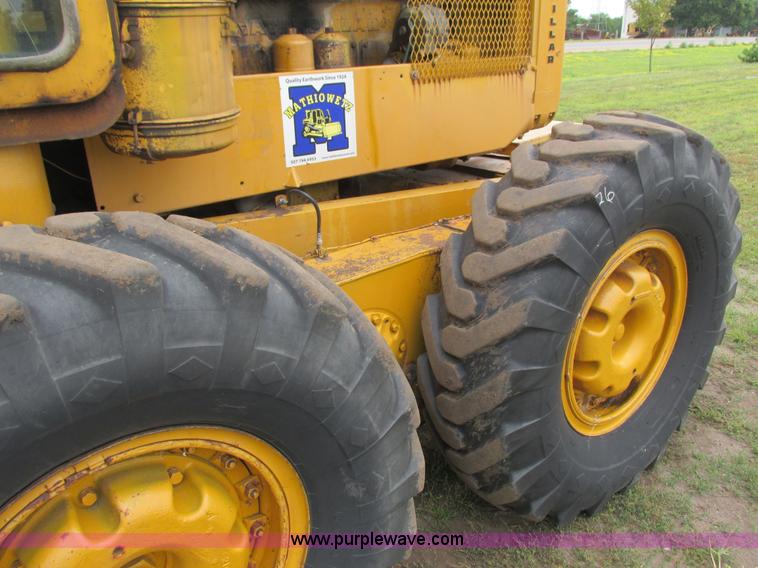 image for item K6501 1959 Caterpillar 12 rigid frame motor grader