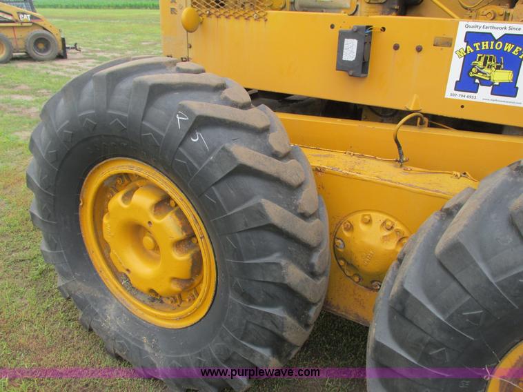 image for item K6501 1959 Caterpillar 12 rigid frame motor grader
