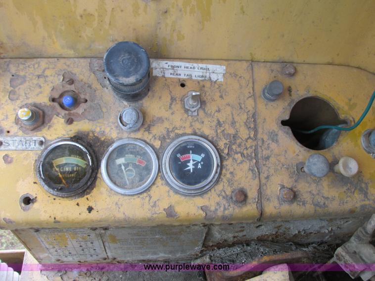image for item K6501 1959 Caterpillar 12 rigid frame motor grader