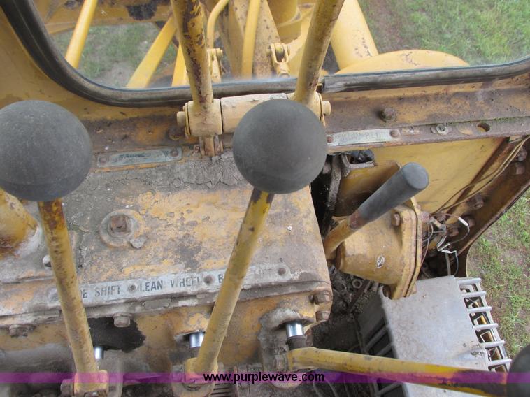 image for item K6501 1959 Caterpillar 12 rigid frame motor grader