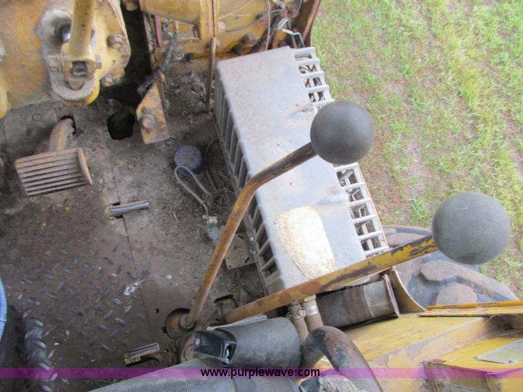 image for item K6501 1959 Caterpillar 12 rigid frame motor grader