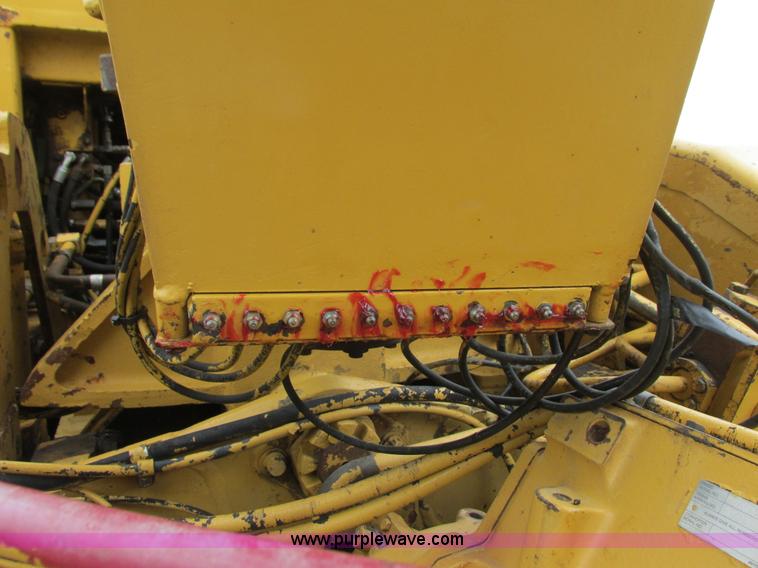 image for item K6502 1988 Caterpillar 615C elevating scraper