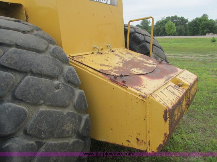 image for item K6502 1988 Caterpillar 615C elevating scraper