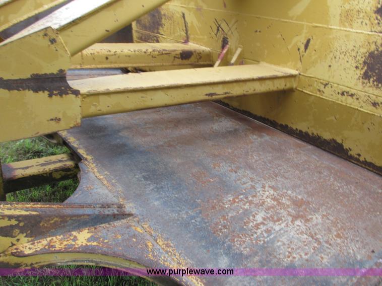 image for item K6502 1988 Caterpillar 615C elevating scraper