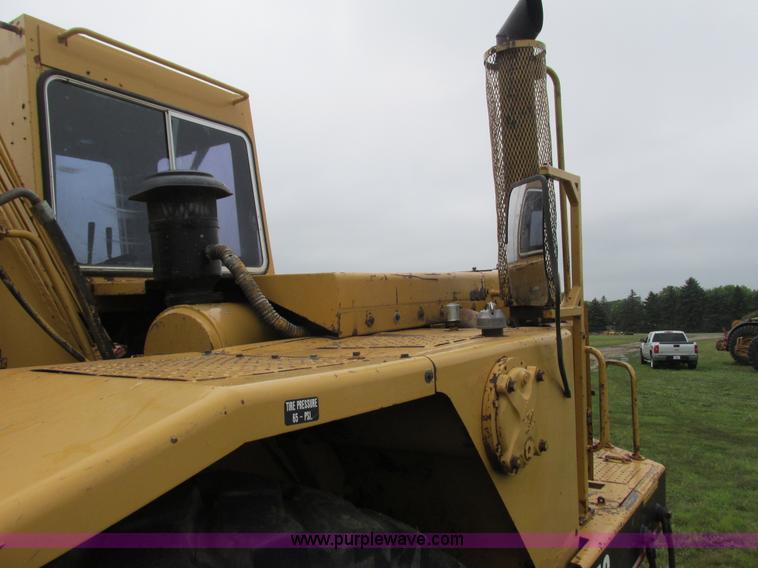 image for item K6502 1988 Caterpillar 615C elevating scraper