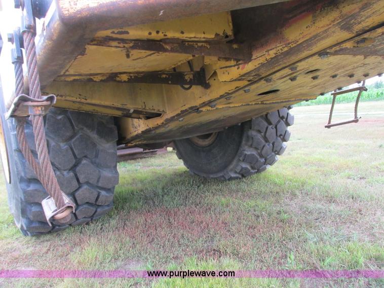 image for item K6502 1988 Caterpillar 615C elevating scraper