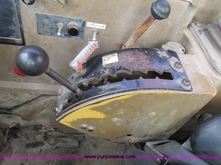 image for item K6502 1988 Caterpillar 615C elevating scraper