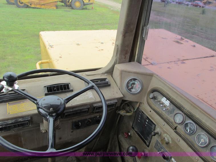 image for item K6502 1988 Caterpillar 615C elevating scraper