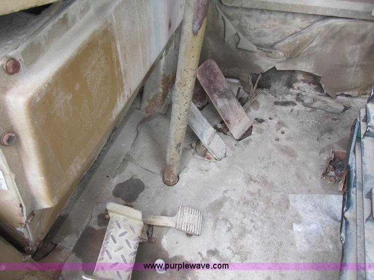 image for item K6502 1988 Caterpillar 615C elevating scraper