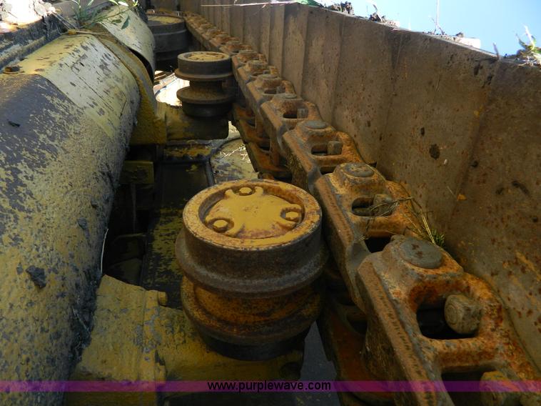 image for item K8146 1978 Komatsu D65P dozer