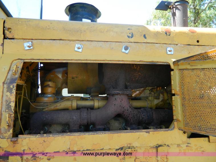 image for item K8146 1978 Komatsu D65P dozer