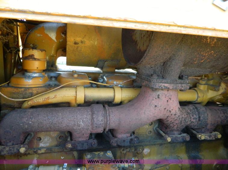 image for item K8146 1978 Komatsu D65P dozer