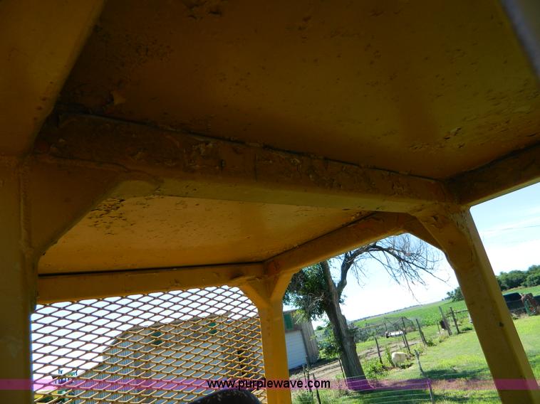 image for item K8146 1978 Komatsu D65P dozer