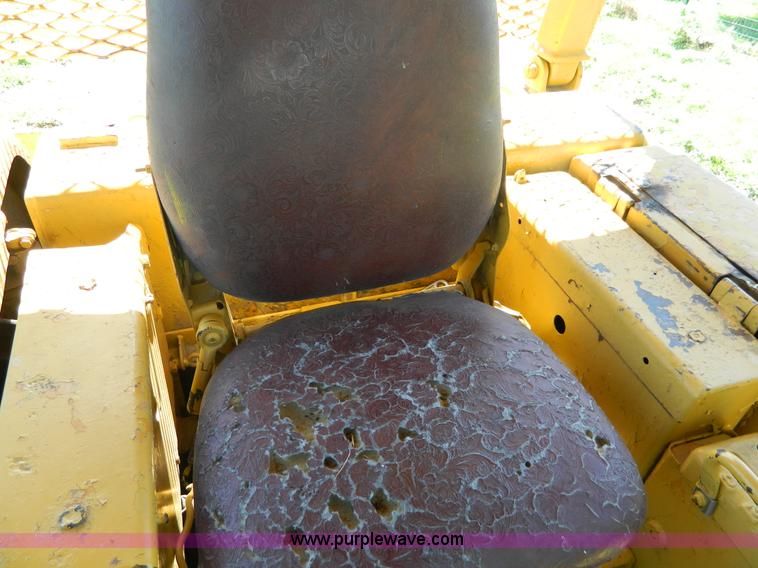 image for item K8146 1978 Komatsu D65P dozer