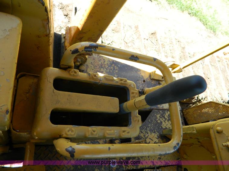 image for item K8146 1978 Komatsu D65P dozer