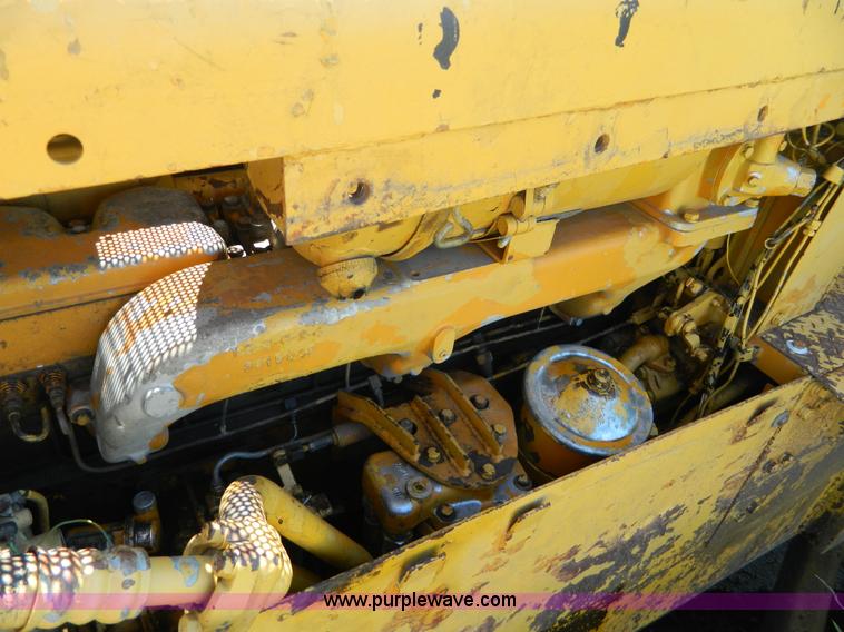 image for item K8146 1978 Komatsu D65P dozer