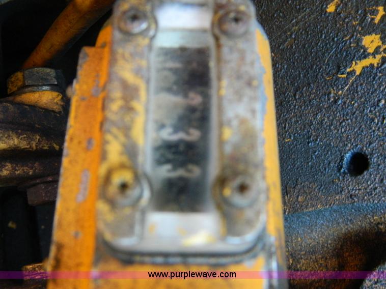 image for item K8146 1978 Komatsu D65P dozer