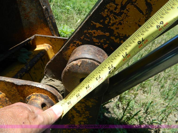 image for item K8147 International 3514 backhoe