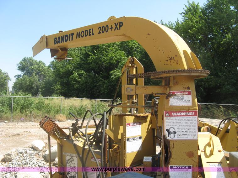 image for item K8702 Brush Bandit 200 XP chipper