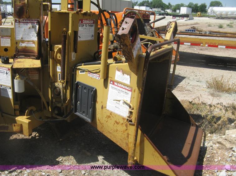 image for item K8702 Brush Bandit 200 XP chipper