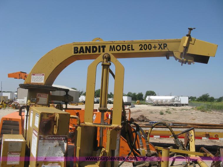 image for item K8702 Brush Bandit 200 XP chipper