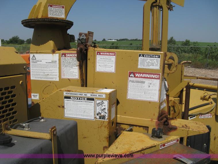 image for item K8702 Brush Bandit 200 XP chipper