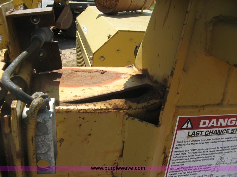 image for item K8702 Brush Bandit 200 XP chipper