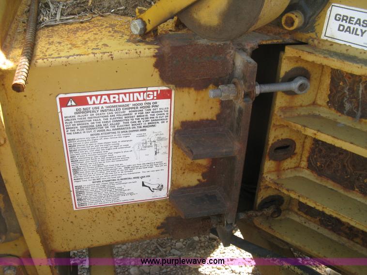 image for item K8702 Brush Bandit 200 XP chipper