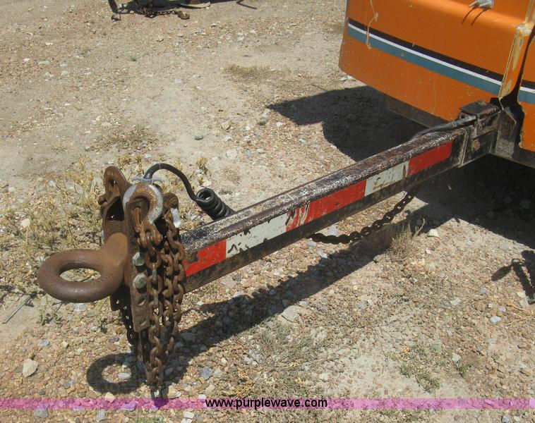 image for item K8703 2002 Vermeer BC1000XL chipper