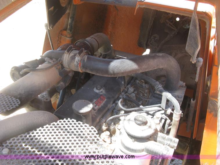 image for item K8703 2002 Vermeer BC1000XL chipper