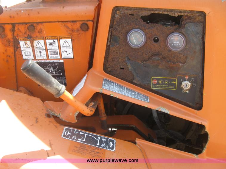 image for item K8703 2002 Vermeer BC1000XL chipper