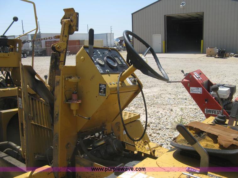 image for item K8705 1996 Vermeer 4150A trencher