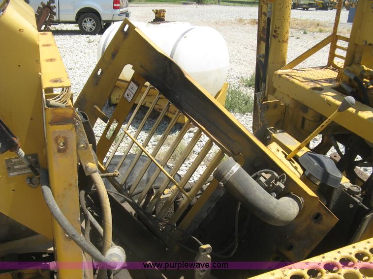 image for item K8705 1996 Vermeer 4150A trencher