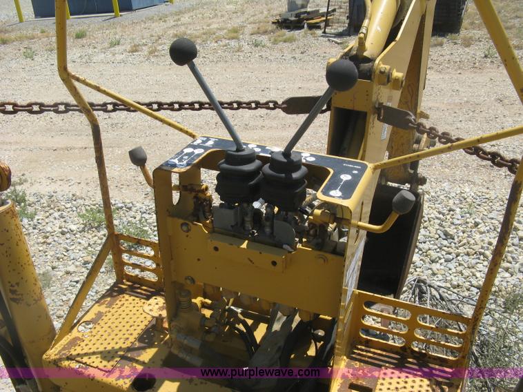 image for item K8705 1996 Vermeer 4150A trencher