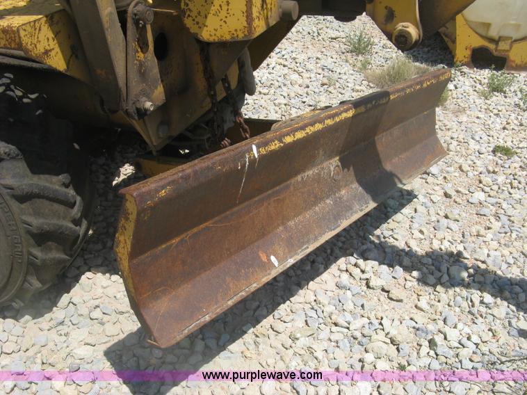 image for item K8705 1996 Vermeer 4150A trencher