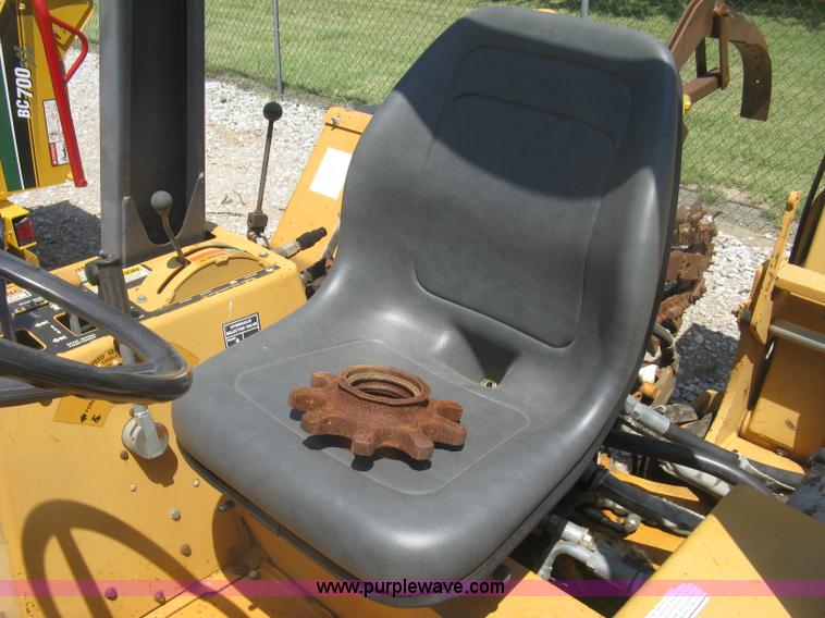 image for item K8708 1996 Case 660 trencher