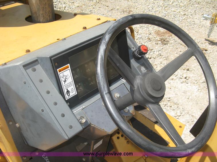 image for item K8708 1996 Case 660 trencher