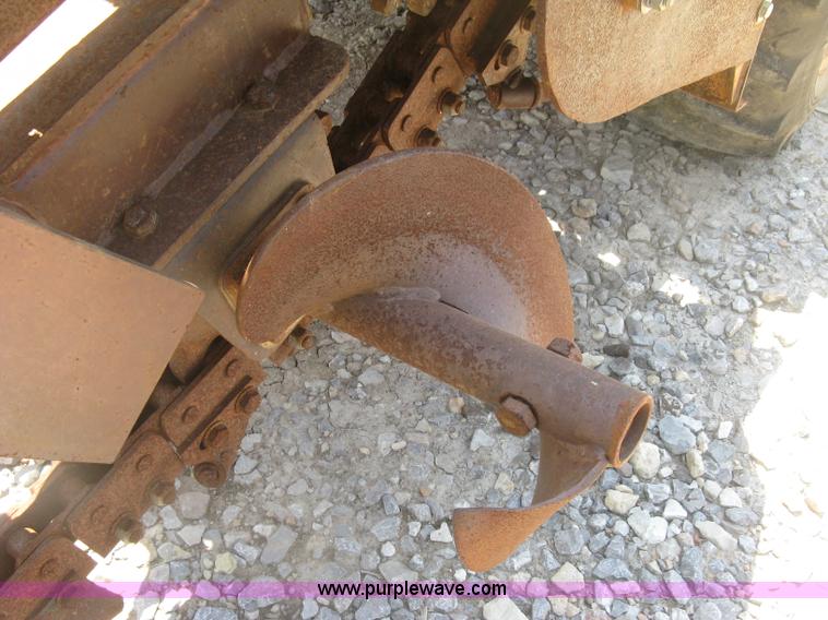 image for item K8708 1996 Case 660 trencher
