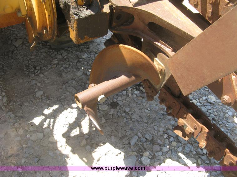image for item K8708 1996 Case 660 trencher