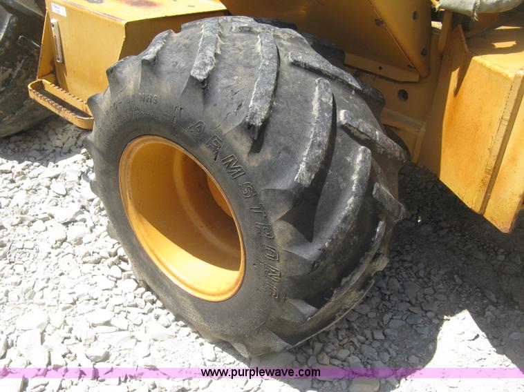 image for item K8708 1996 Case 660 trencher