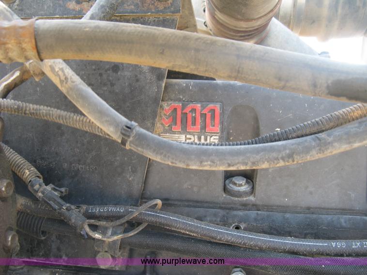 image for item K8709 1996 Peterbilt 357 semi truck